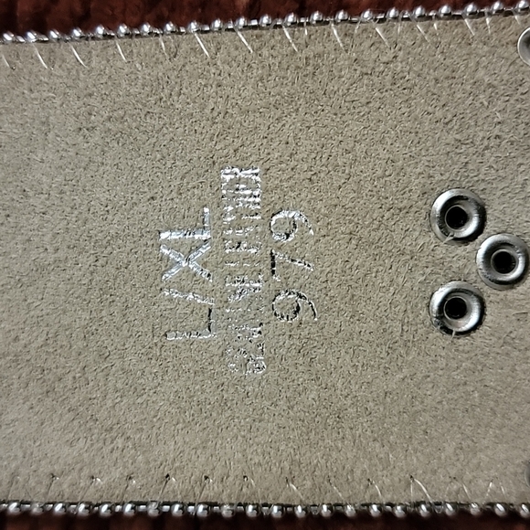 BHW Rhinestone Belt - Picture 6 of 6